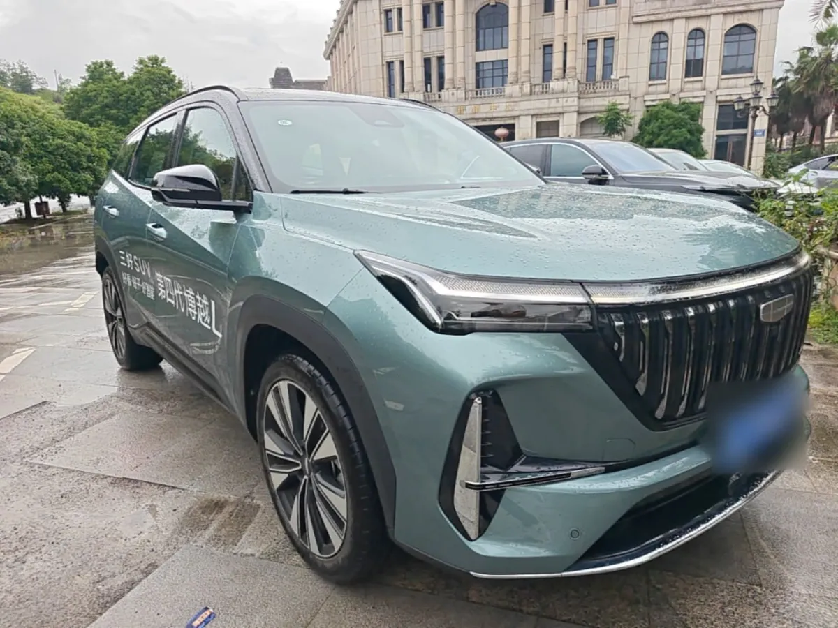 GEELY BOYUE L 2025