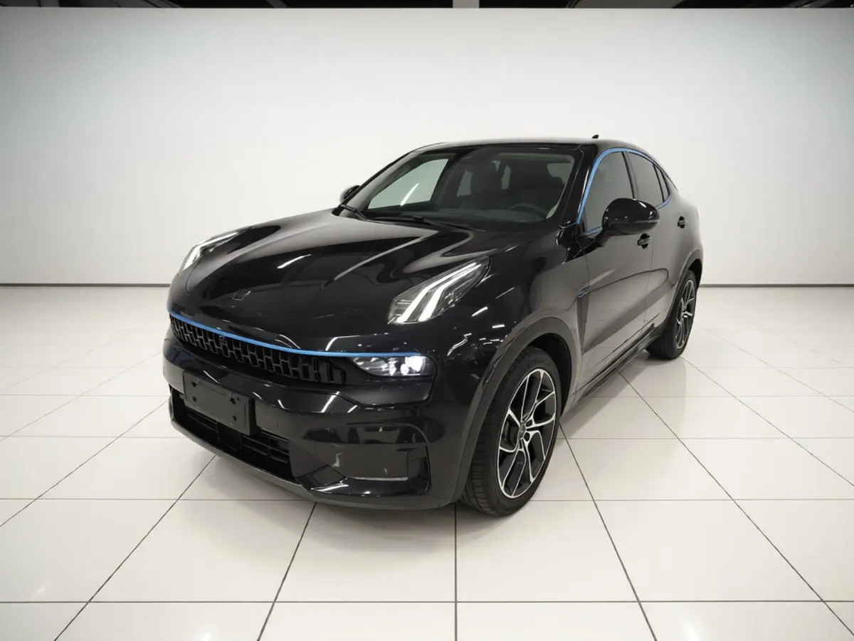 LYNK & CO 05 2021