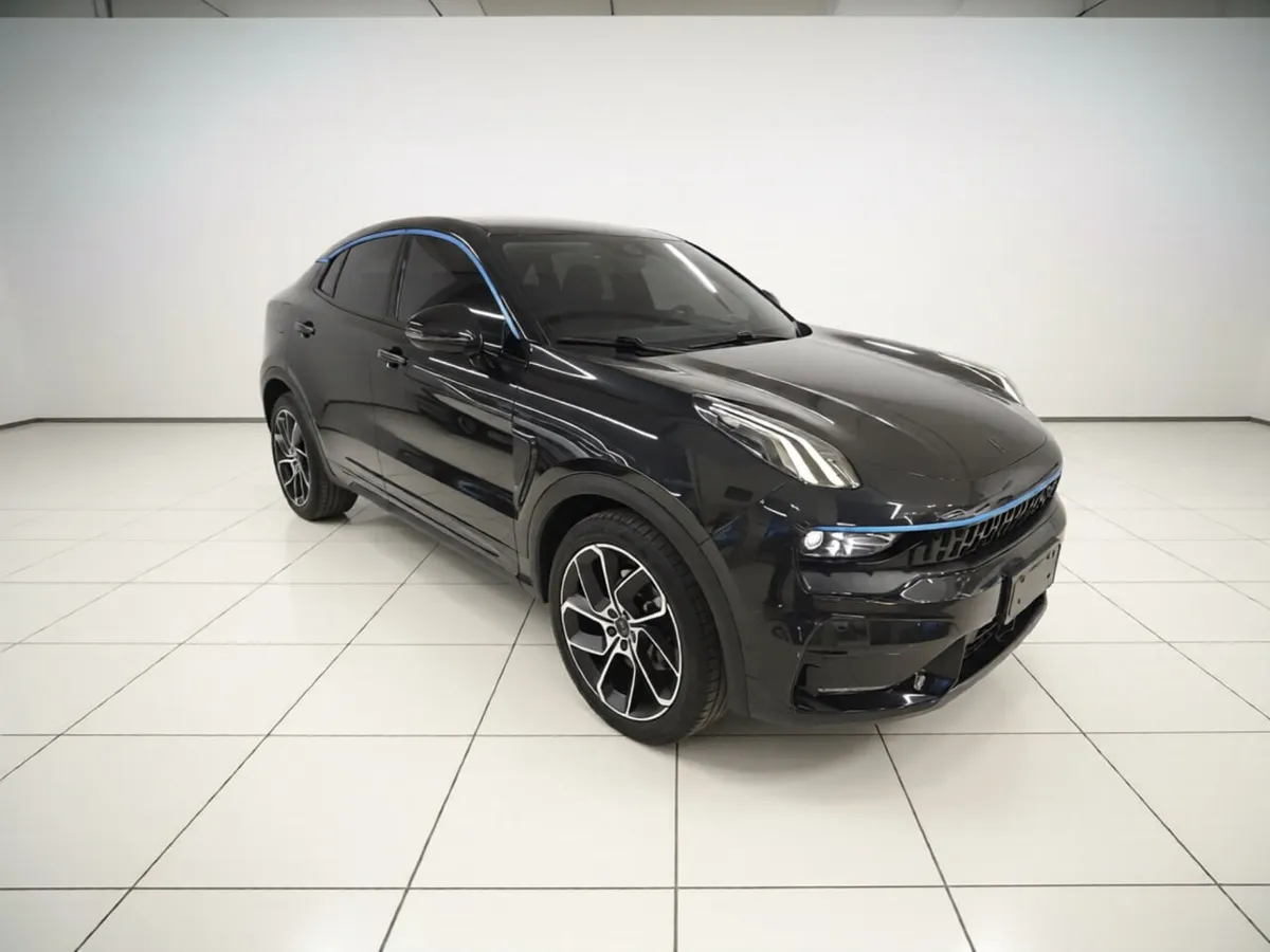LYNK & CO 05 2021