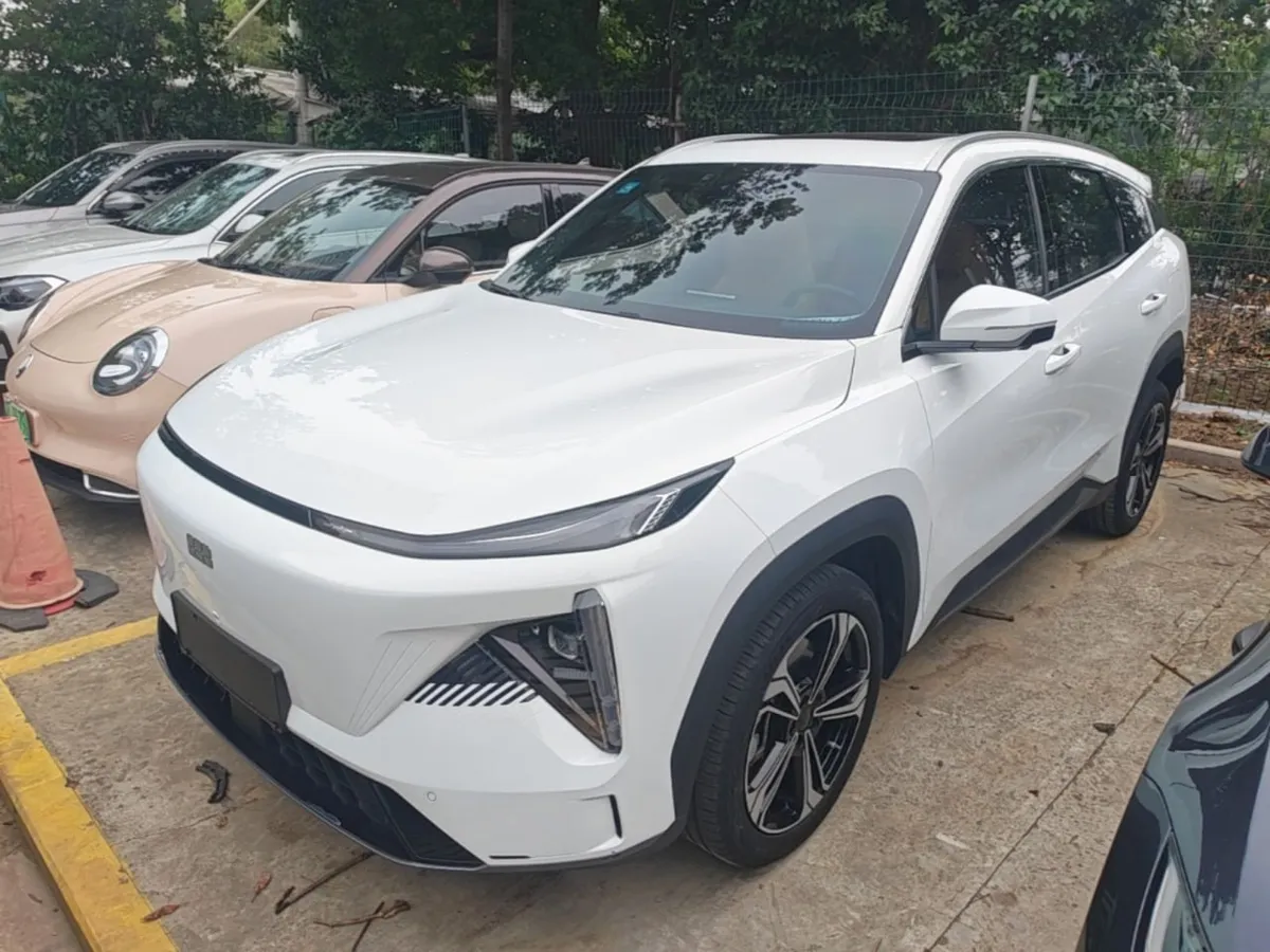GEELY GALAXY L7 2023