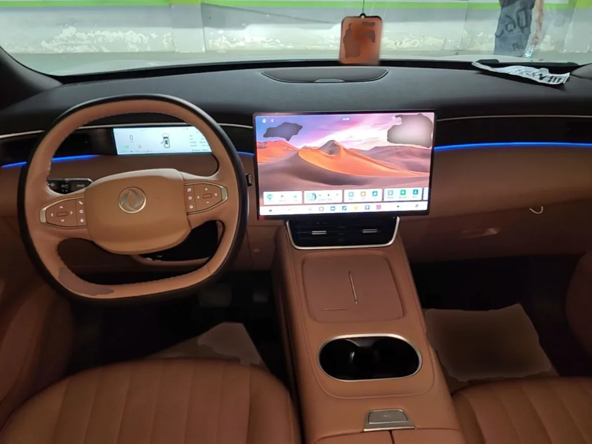 DONGFENG AEOLUS L8 2025