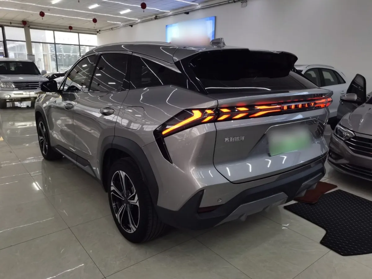 GEELY GALAXY L7 2023
