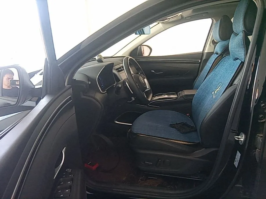 HYUNDAI TUCSON LUXURY 2023