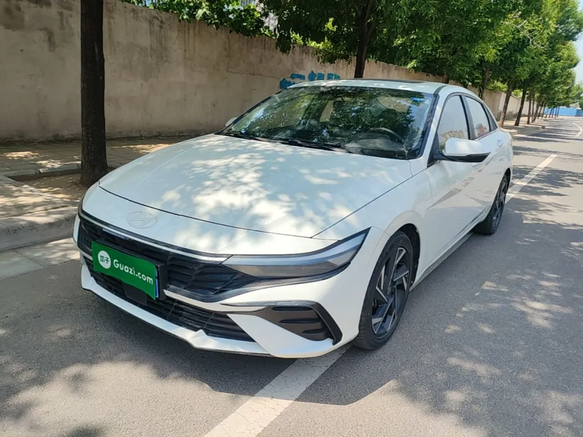 HYUNDAI ELANTRA PRESTIGE 2023