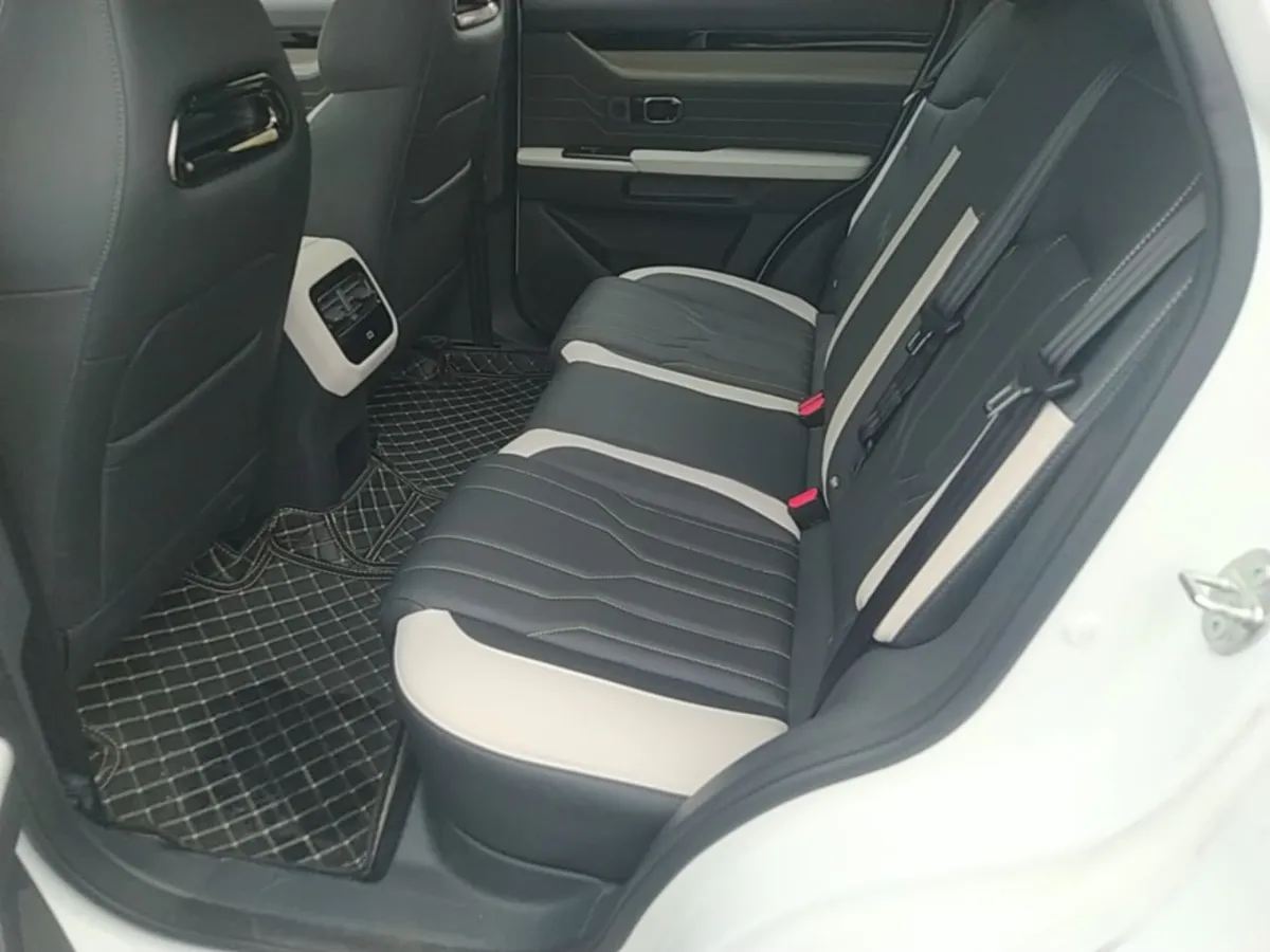 JETOUR SHANHAI L6 2024