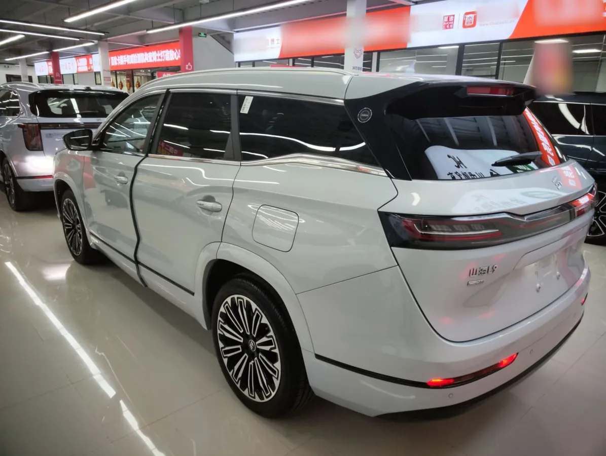 JETOUR SHANHAI L9 2025