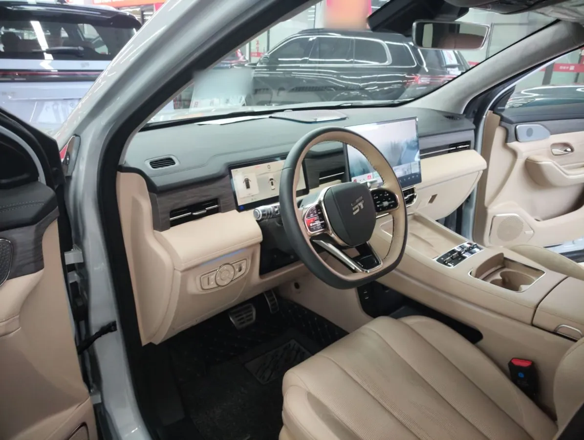 JETOUR SHANHAI L9 2025
