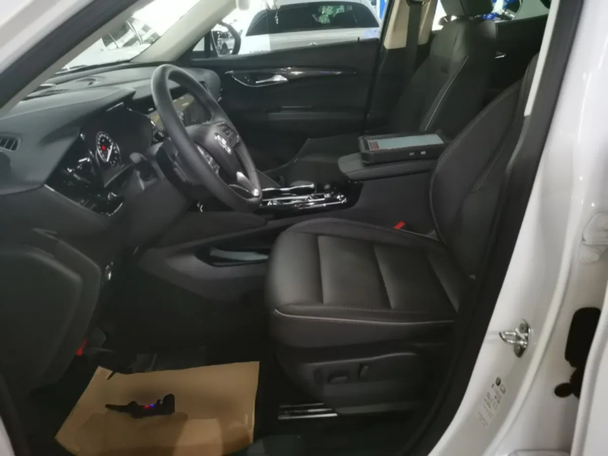 BUICK ENVISION LUXURY 2023
