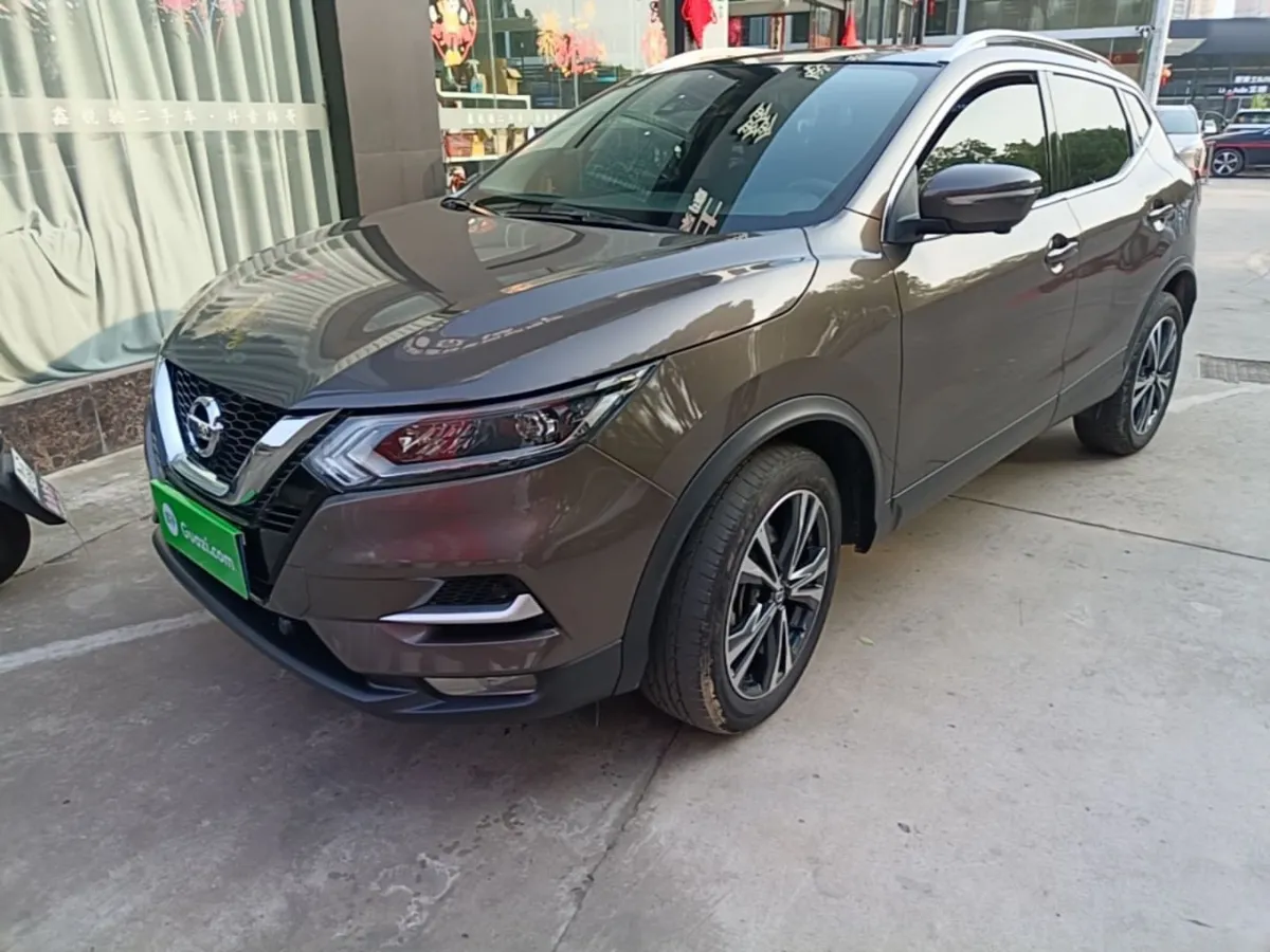 NISSAN QASHQAI LUXURY 2023