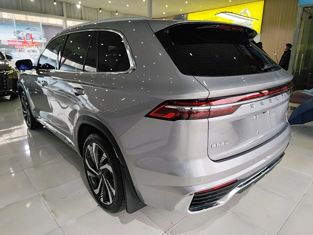GEELY MONJARO L 2024