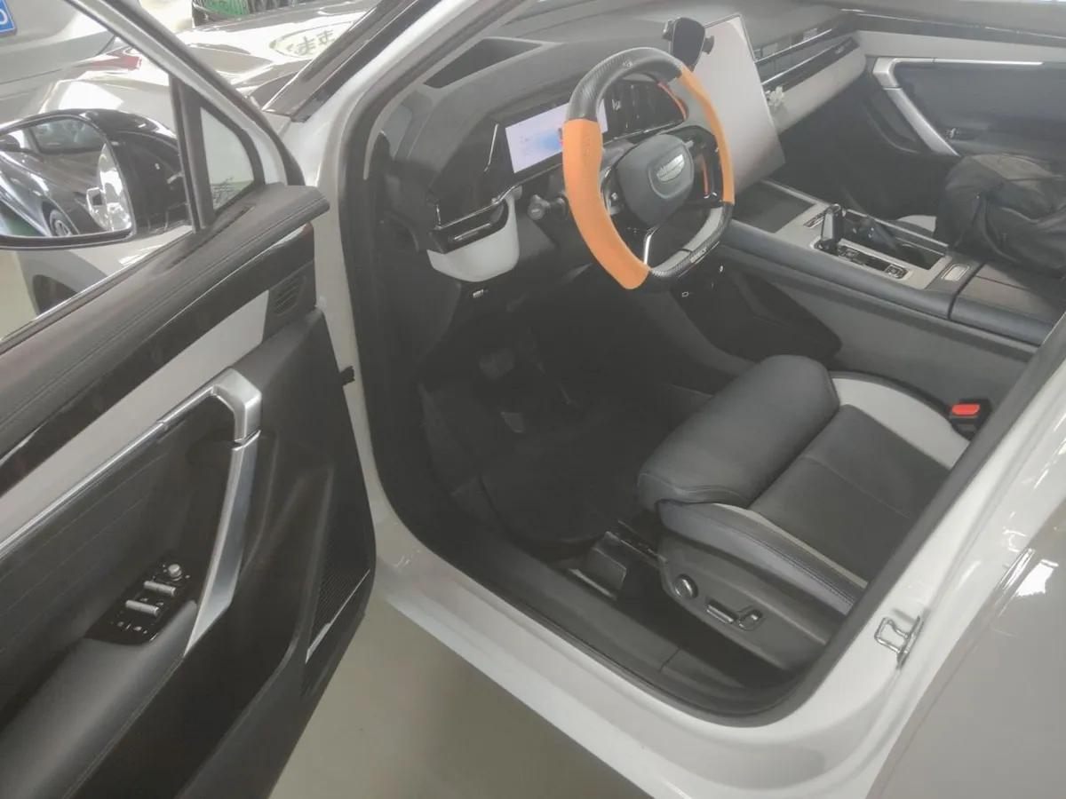 GEELY BOYUE L 2025