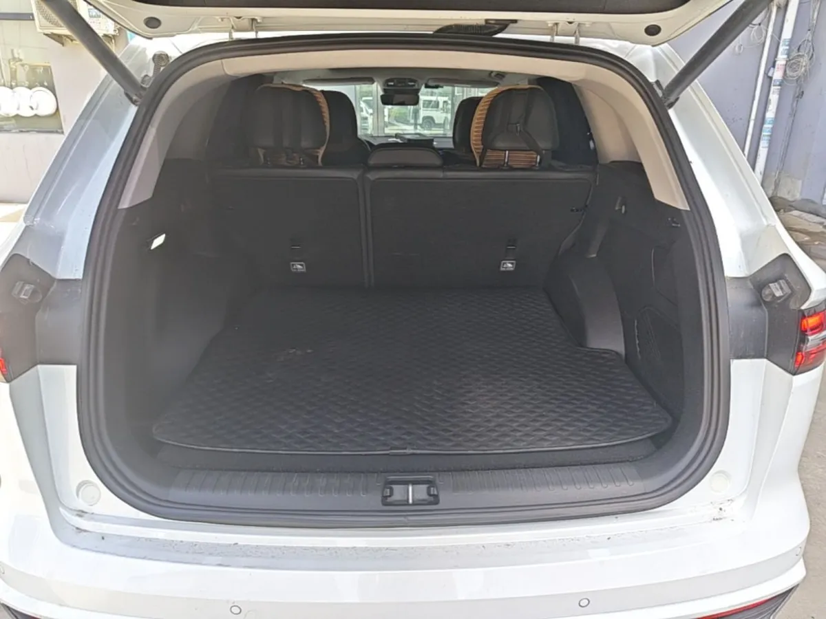 GEELY MONJARO 2023