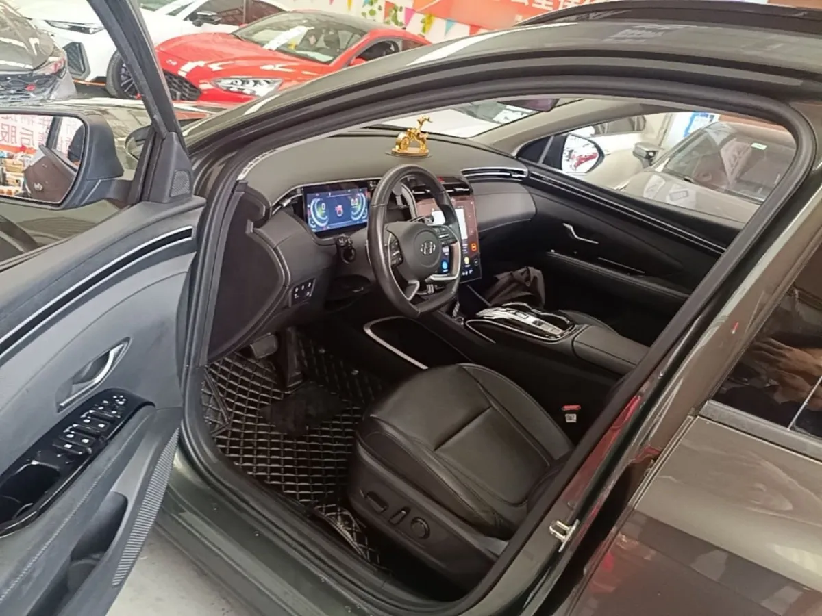 HYUNDAI TUCSON PRESTIGE 2022