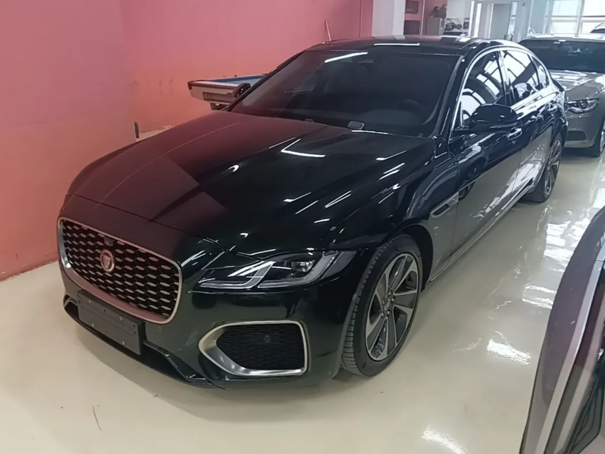 JAGUAR XFL LUXURY 2022