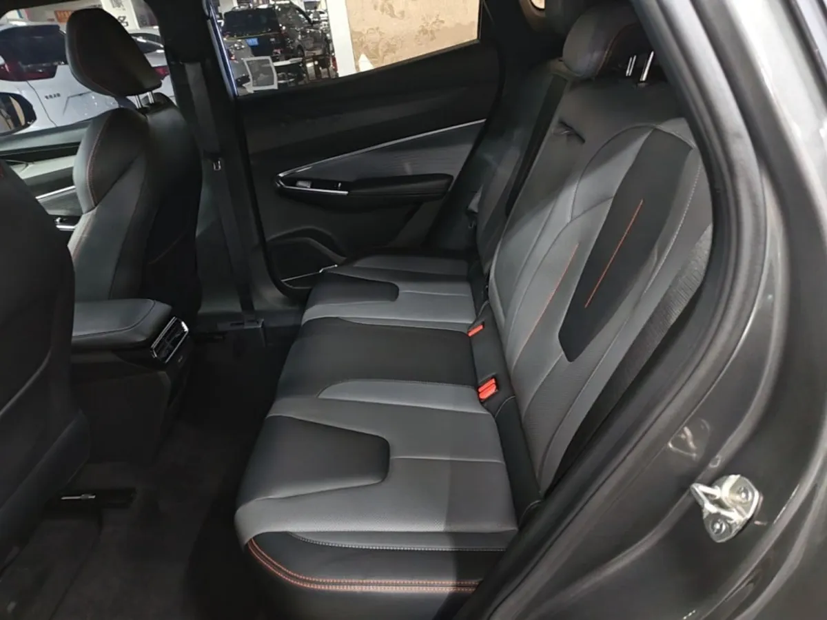 GEELY BOYUE COOL 2023