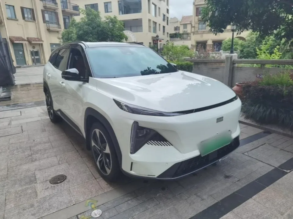 GEELY GALAXY L7 2023