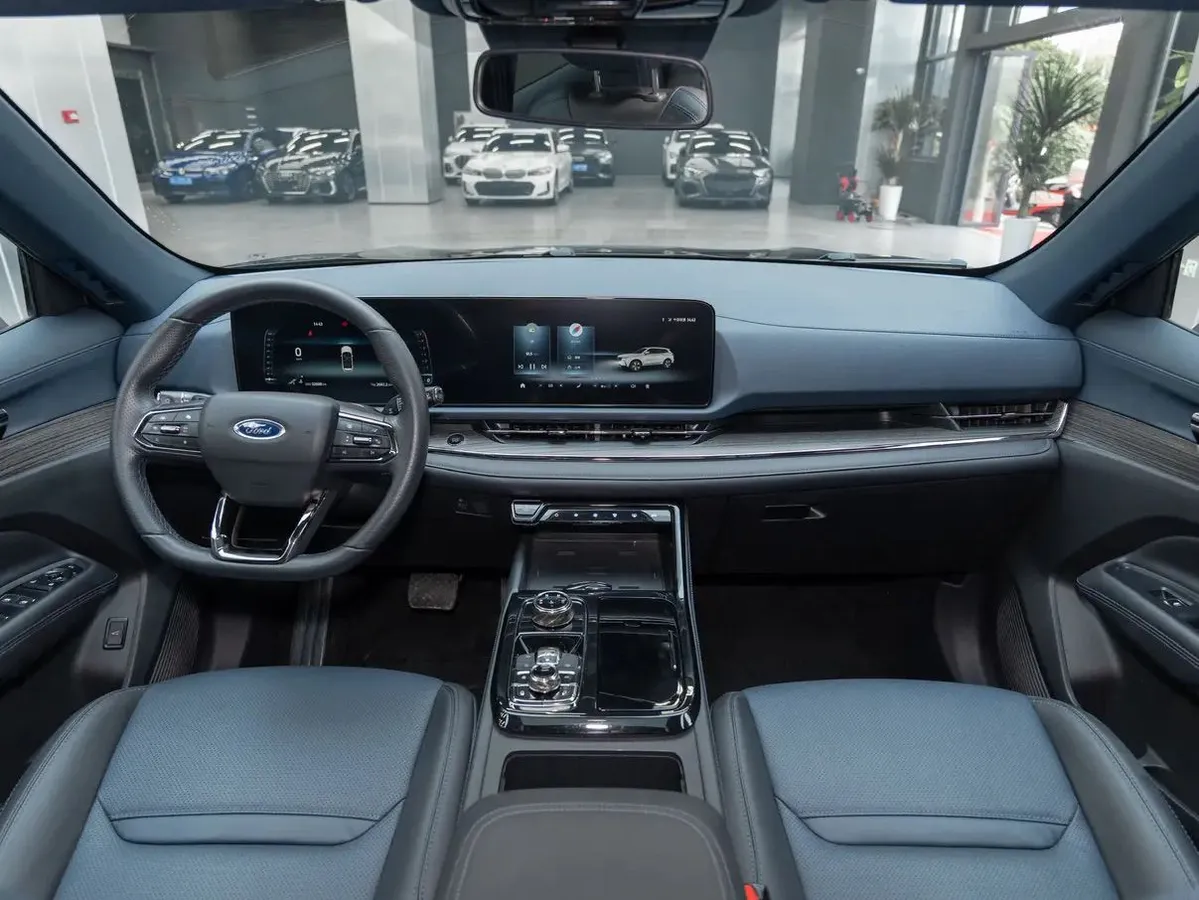 FORD EQUATOR SPORT PREMIUM 2023