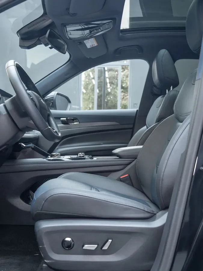 FORD EQUATOR SPORT PREMIUM 2023