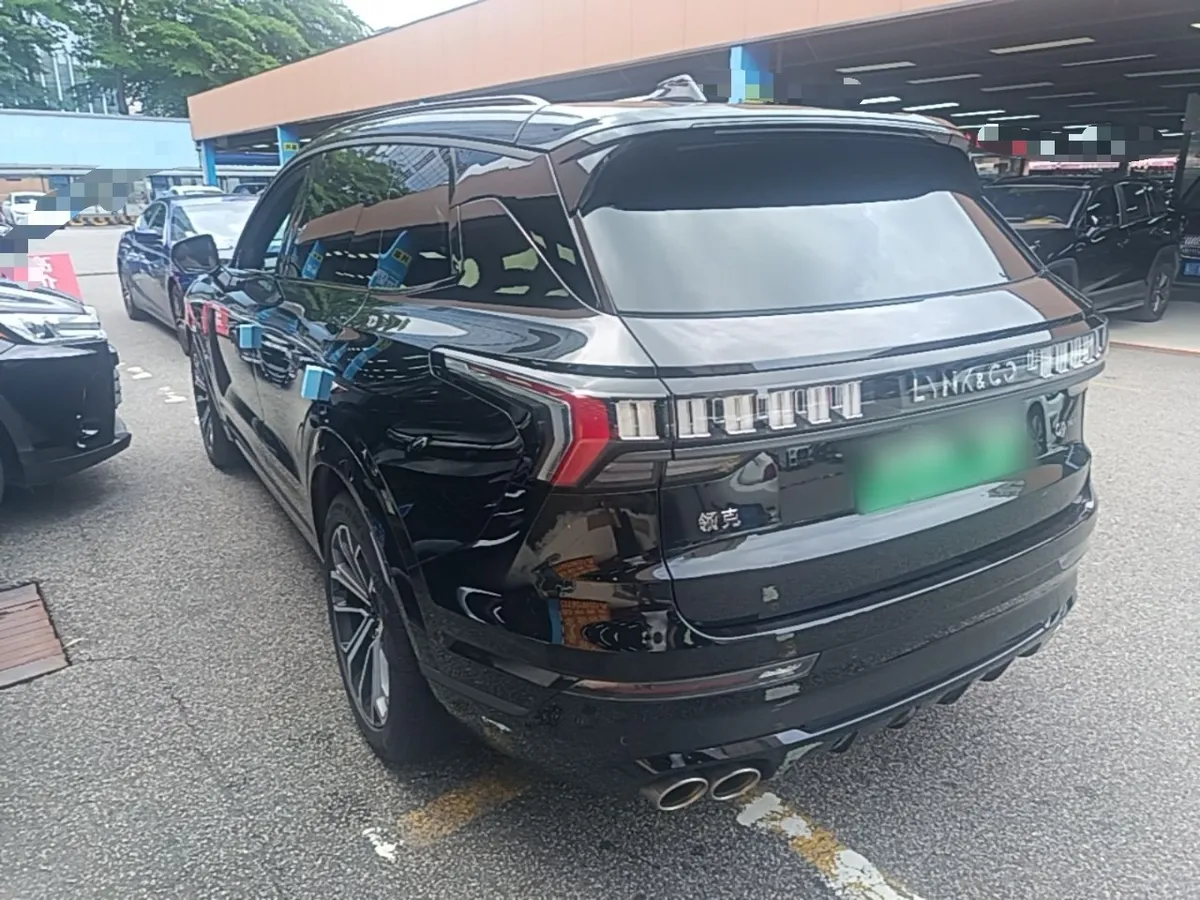 LYNK & CO 09 EM-P 2022