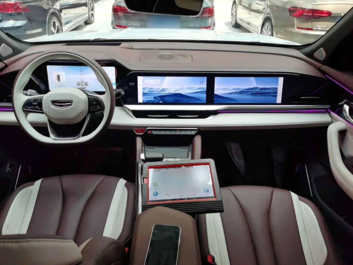 GEELY MONJARO 2023
