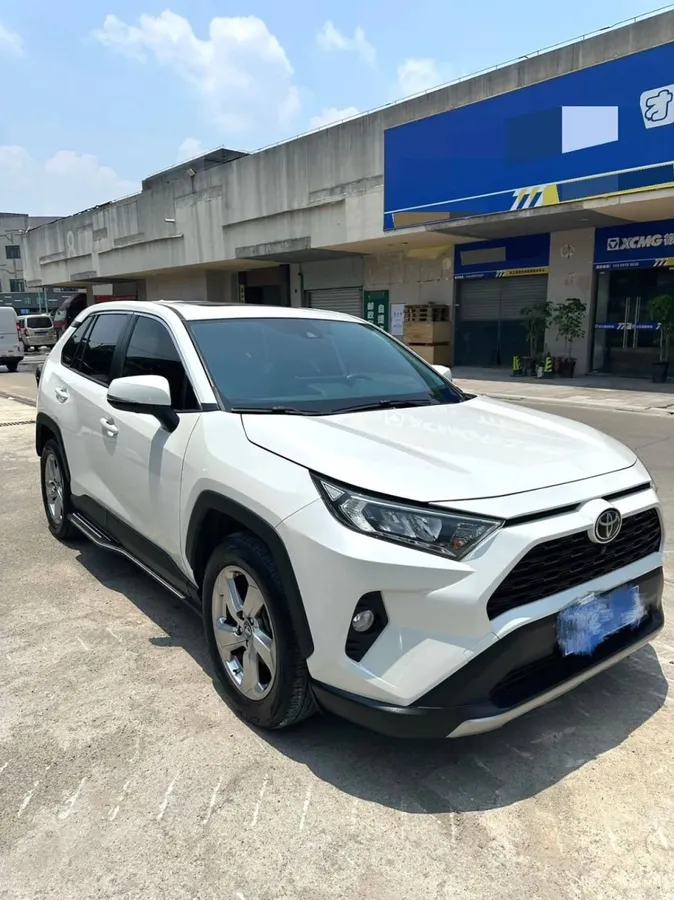 TOYOTA RAV4 2023