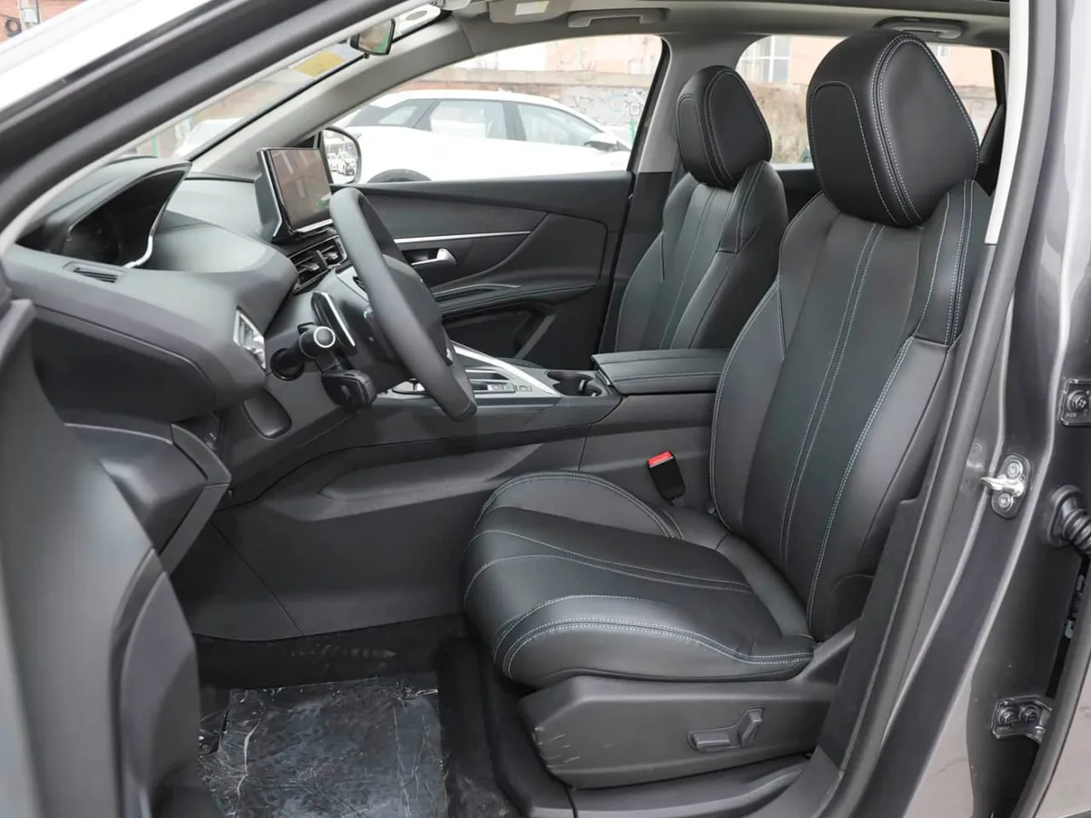 PEUGEOT 5008 2026