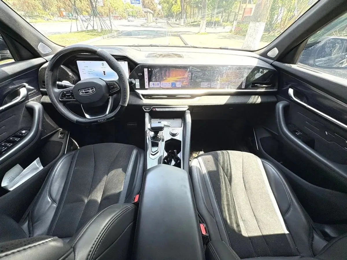 GEELY MONJARO 2024