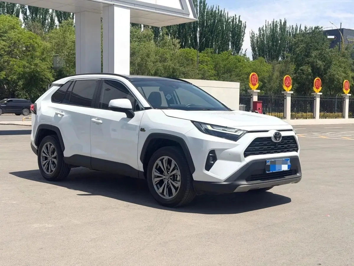 TOYOTA RAV4 2023