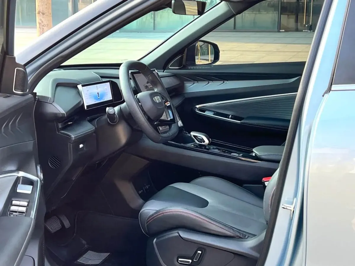 GEELY BOYUE COOL 2023