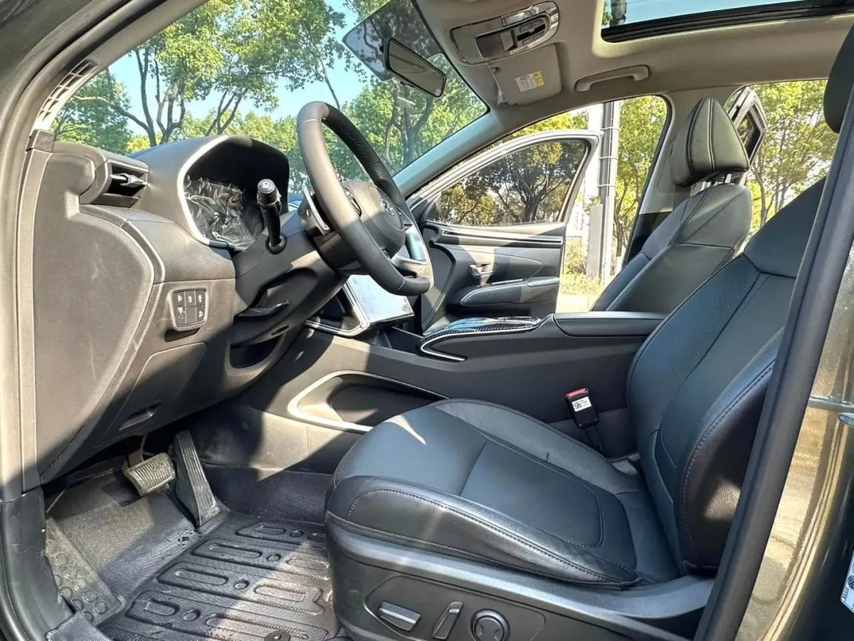 HYUNDAI TUCSON LUXURY 2023