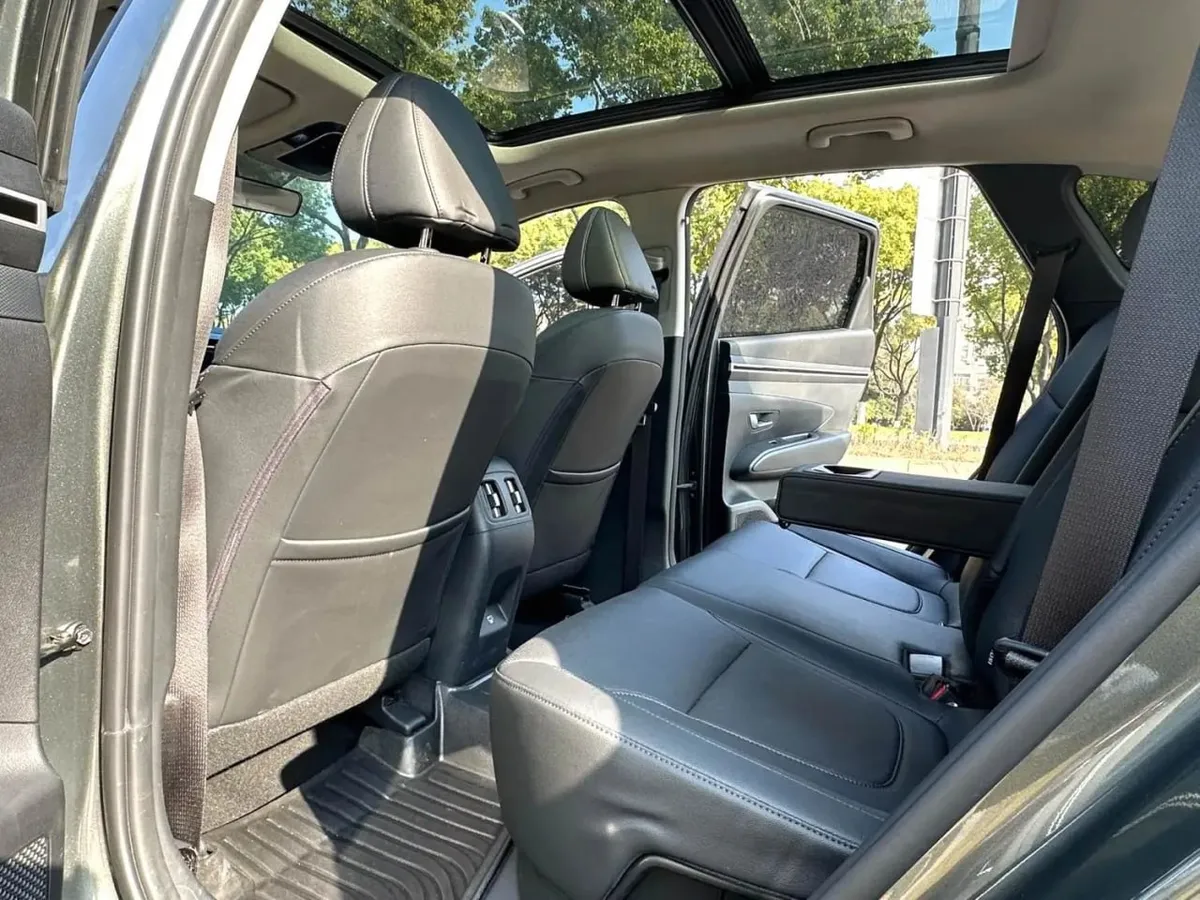 HYUNDAI TUCSON LUXURY 2023