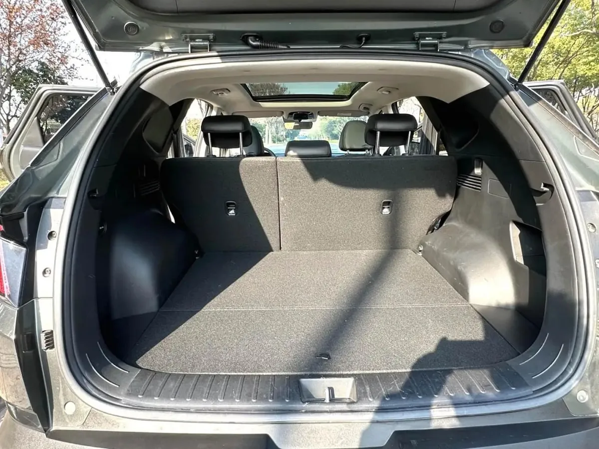 HYUNDAI TUCSON LUXURY 2023