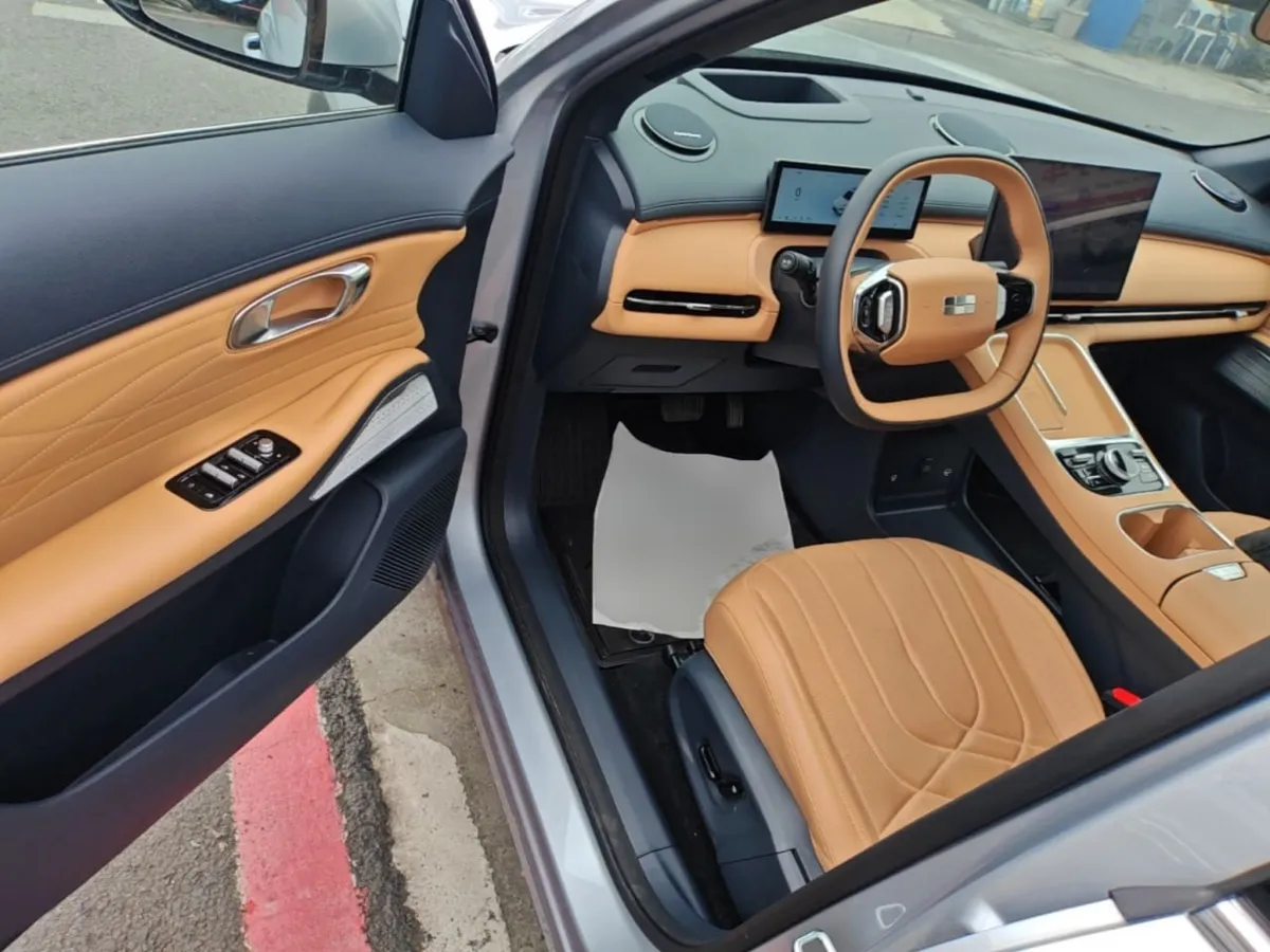 GEELY GALAXY STARSHIP EM-I GALAXY STARSHIP 7 EM-I 2025