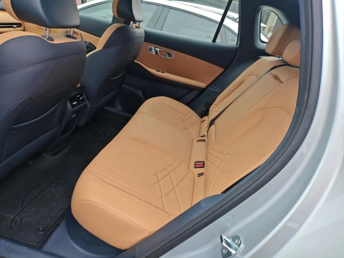 GEELY GALAXY STARSHIP EM-I GALAXY STARSHIP 7 EM-I 2025