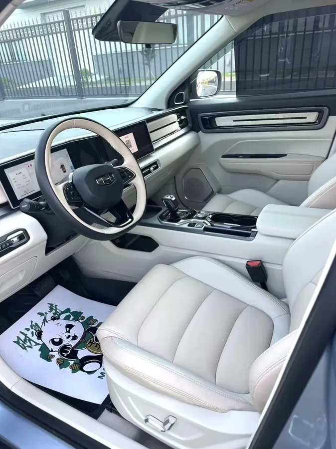 GEELY ICON 2023