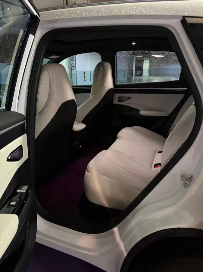 GEELY GALAXY L7 2023
