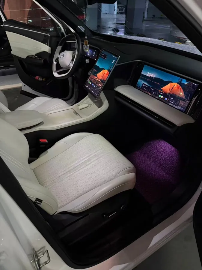 GEELY GALAXY L7 2023