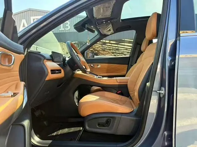 GEELY GALAXY STARSHIP EM-I GALAXY STARSHIP 7 EM-I 2025