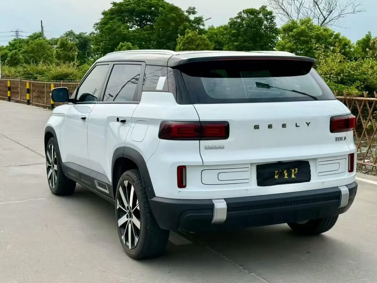 GEELY ICON PREMIUM 2023