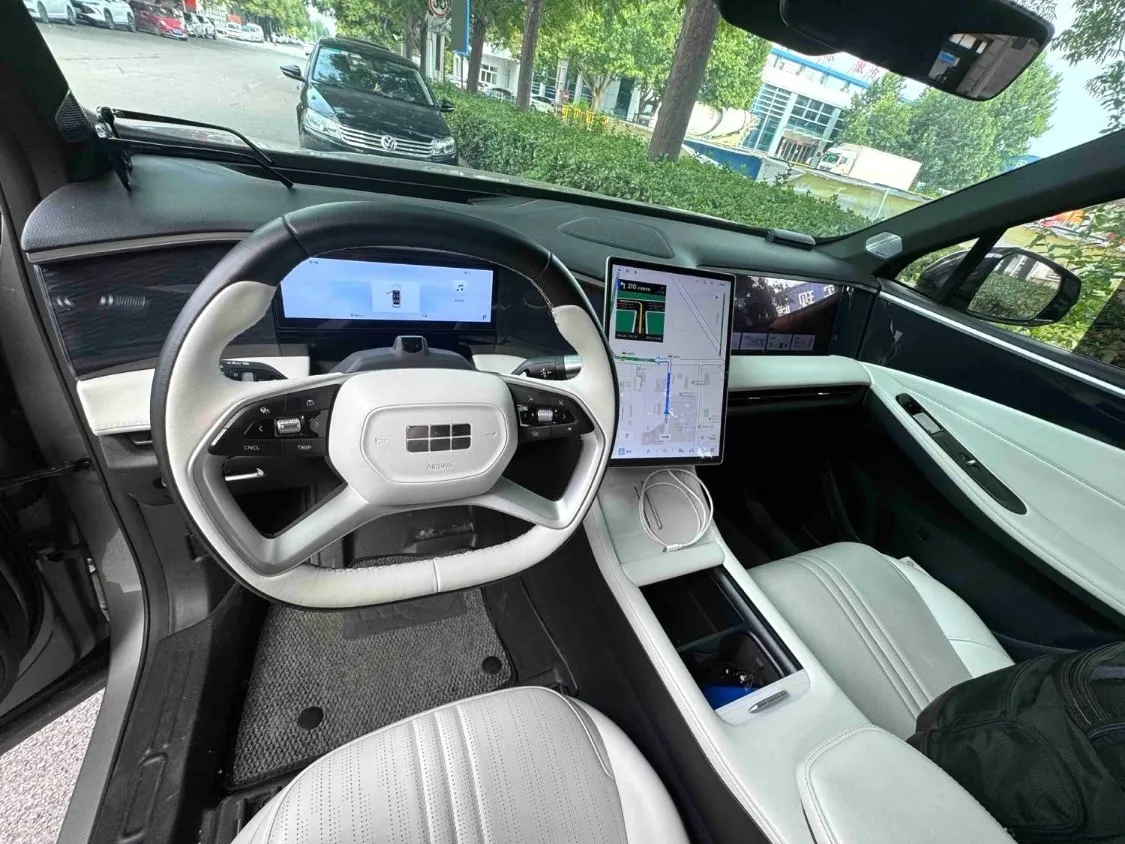 GEELY GALAXY L7 2023