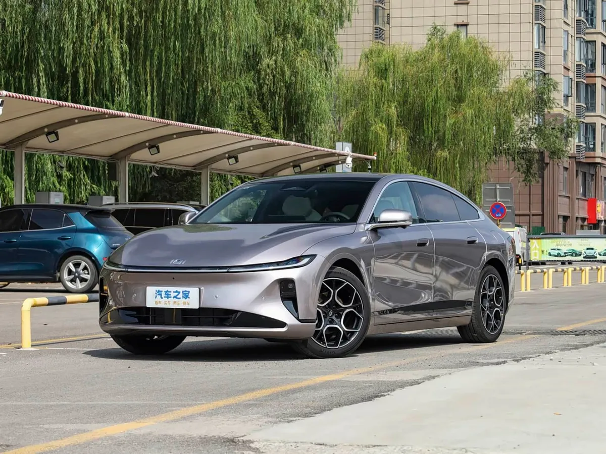 CHANGAN QIYUAN A07 LUXURY 2026