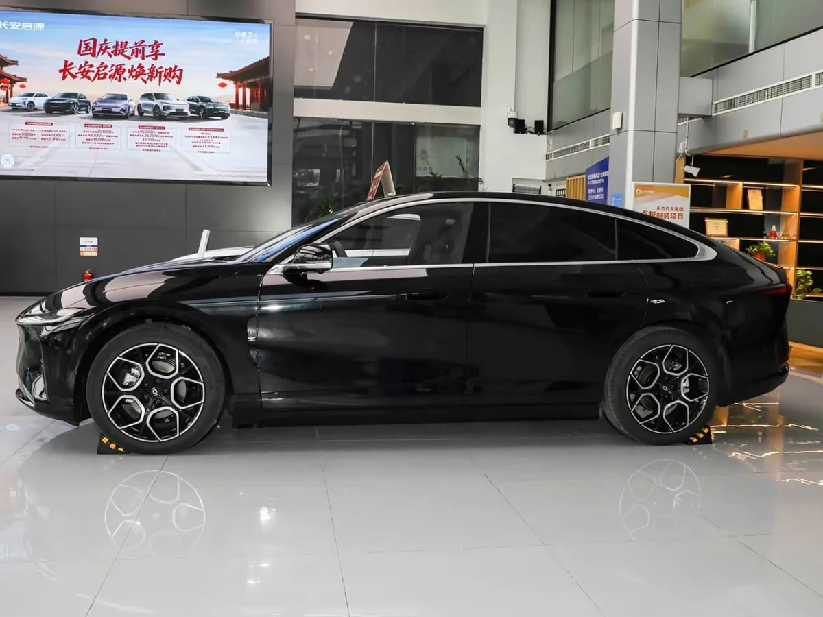 CHANGAN QIYUAN A07 LUXURY 2026