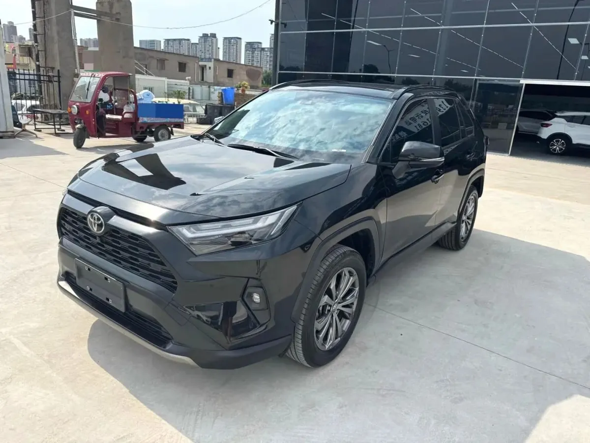 TOYOTA RAV4 2023