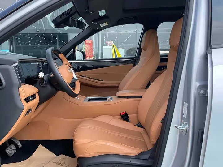 GEELY GALAXY L7 2025