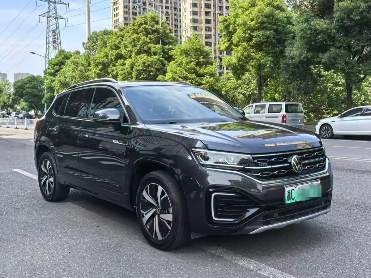 VOLKSWAGEN TAYRON GTE PLUG-IN HYBRID 2021