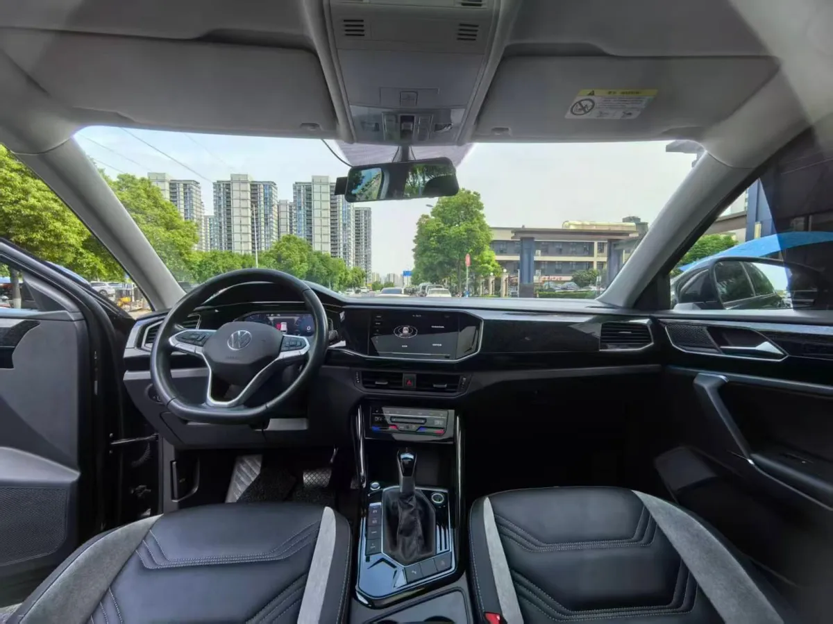 VOLKSWAGEN TAYRON GTE PLUG-IN HYBRID 2021