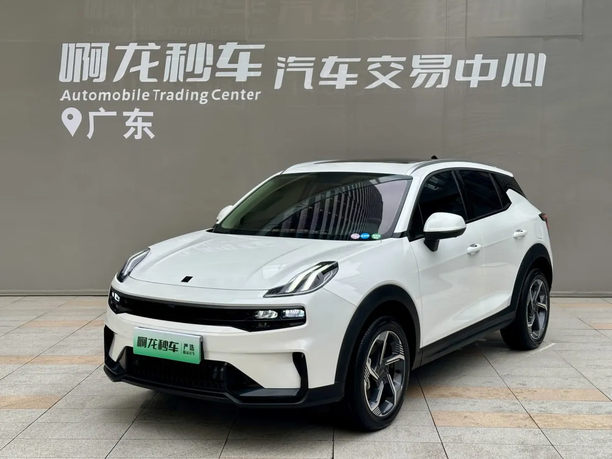 LYNK & CO 06 EM-P 2023