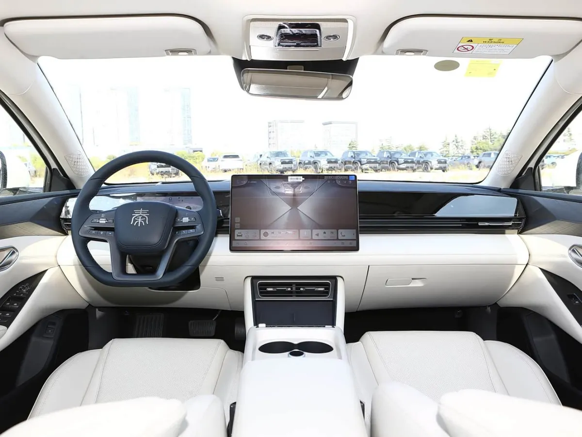 BYD QIN L 2025