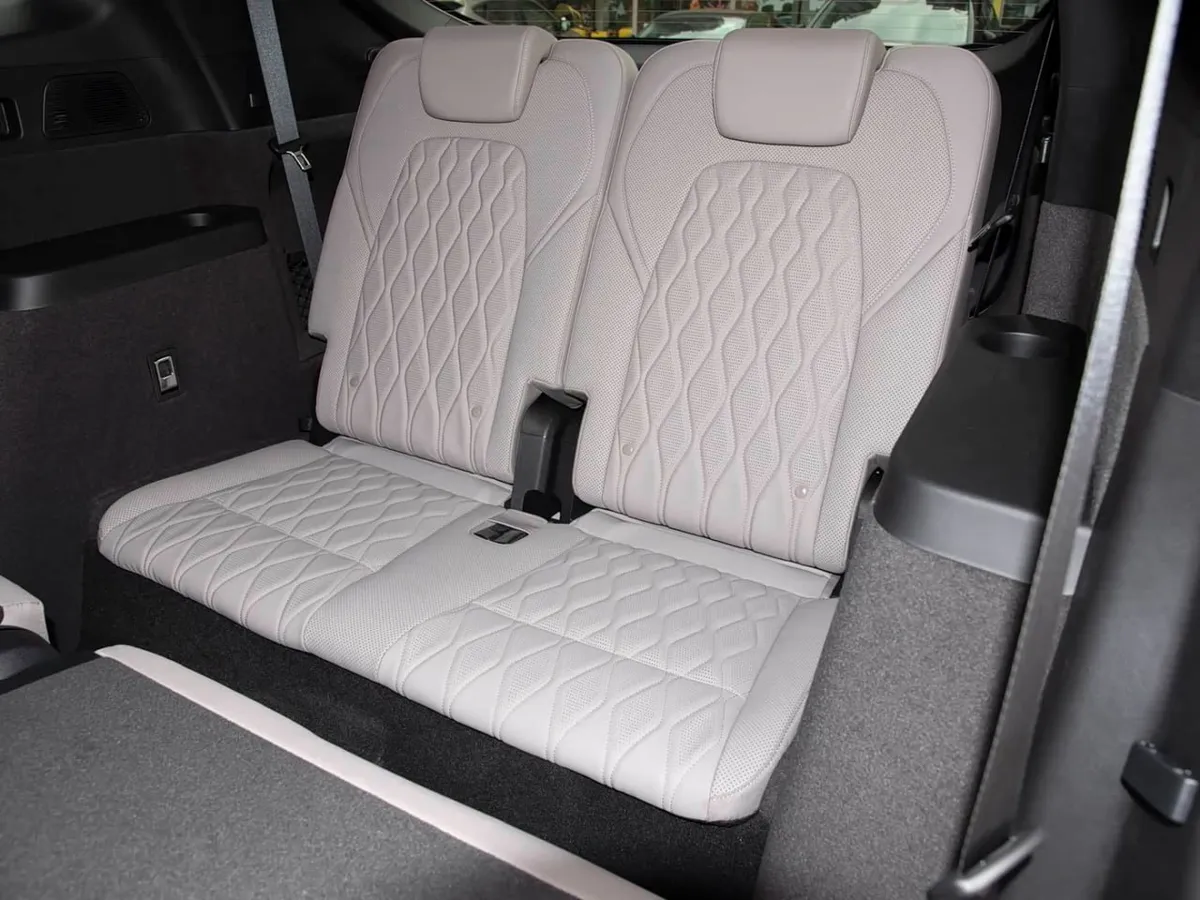 BYD TANG PREMIUM 2025
