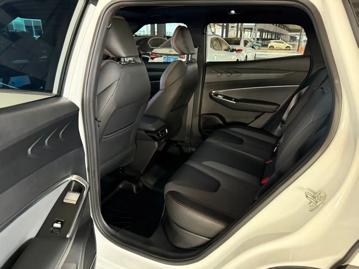 GEELY BOYUE COOL 2023